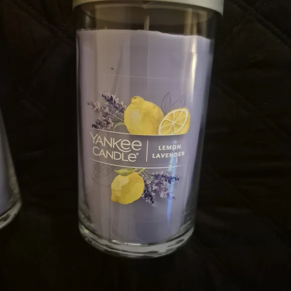 2 Yankee Candle Lavender Lemon Delight 14.5oz - Picture 3 of 5